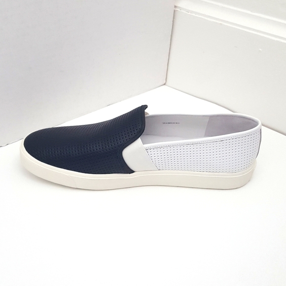 Vince black white perforated leather fashion sneaker New - Picture 5 of 13